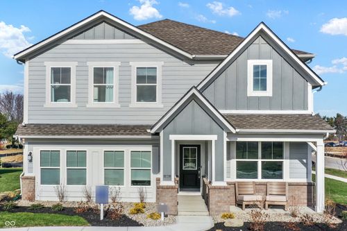 966 Elmwood Ln, Greenwood, IN, 46143-0027 | Card Image