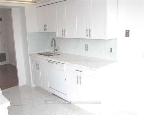 909-1121 Steeles Ave W, North York, ON, M2R3W7 | Card Image