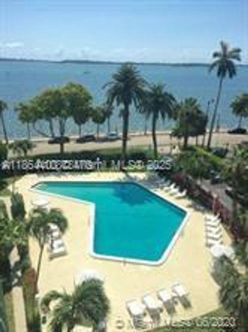 apt-216-1408 Brickell Bay Dr, Miami, FL, 33131-3618 | Card Image