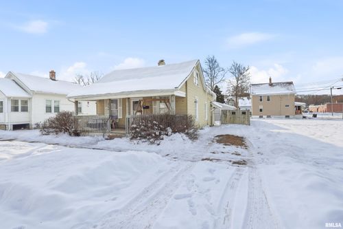 2706 5 1/2 Ave, Rock Island, IL, 61201-1949 | Card Image