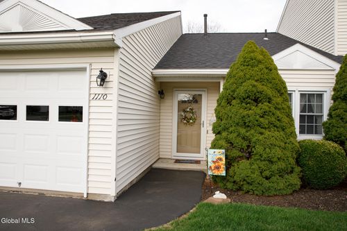1110 Spearhead Dr, Glenville, NY, 12302-3107 | Card Image