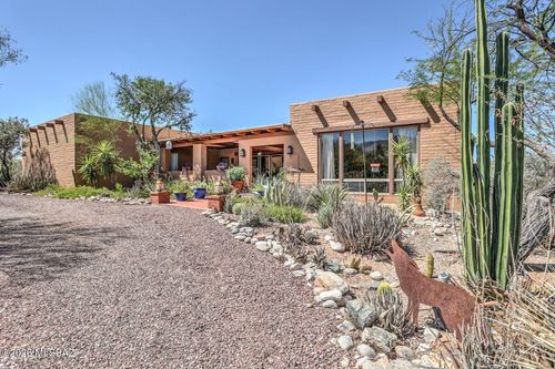 5515 N Via Entrada, Tucson, AZ, 85718-4830 | Card Image