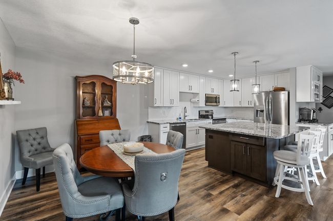 APT-514 - 10511 Cedar Lake Rd, Condo with 3 bedrooms, 2 bathrooms and null parking in Minnetonka MN | Image 14