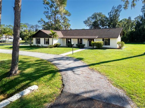 602 10th St Sw, RUSKIN, FL, 33570-4241 | Card Image