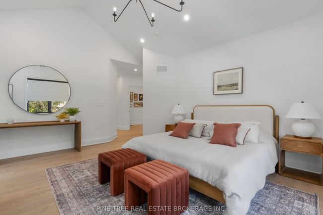 271 Codrington St, House other with 4 bedrooms, 5 bathrooms and 2 parking in Barrie ON | Image 25