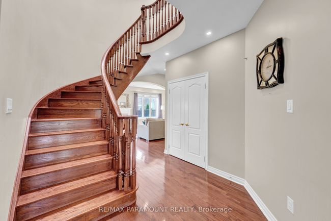 8 Eaglelanding Dr, House other with 5 bedrooms, 5 bathrooms and 2 parking in Brampton ON | Image 17