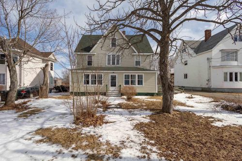19 Beech St, Sydney Mines, NS, B1V1H2 | Card Image
