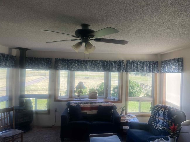 Sunroom / solarium with plenty of natural light | Image 6