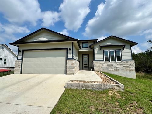 26 Quiet Meadow Cir, Wimberley, TX, 78676-2202 | Card Image