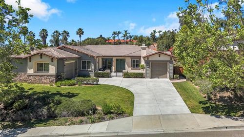 853 Hidden View Ln, Escondido, CA, 92027-4548 | Card Image