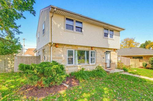 8314 W Beloit Road, WEST ALLIS, WI, 53219 | Card Image