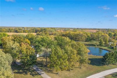 20203 S Bridle Lane, House other with 5 bedrooms, 3 bathrooms and null parking in Peculiar MO | Image 2