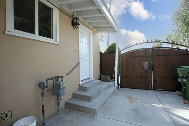 20355 Mobile St, House other with 3 bedrooms, 2 bathrooms and null parking in Winnetka CA | Image 25