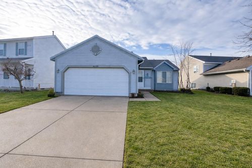 4495 Brookmeadow Dr, Grand Rapids, MI, 49512-5418 | Card Image