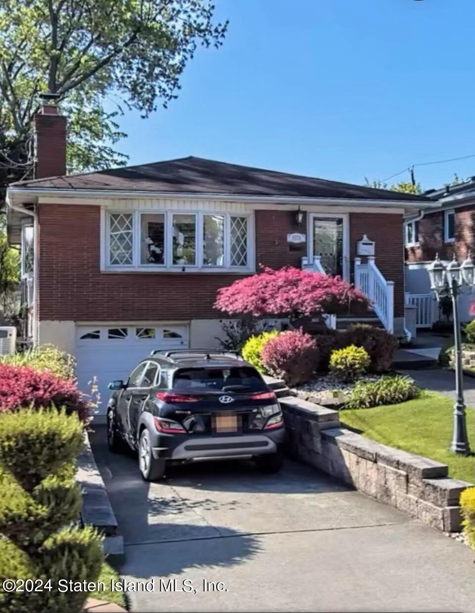 Amboy Rd, Staten Island, NY 10312