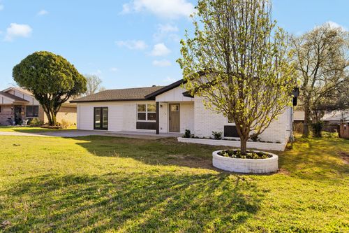 6509 Tina Ct, Forest Hill, TX, 76140-1333 | Card Image