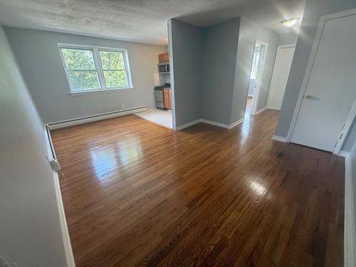 apt-3k-711 Plainfield Ave, Plainfield, NJ, 07060-2240 | Card Image