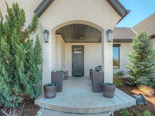 1910 Treviso Court, Edmond, OK, 73034 | Card Image