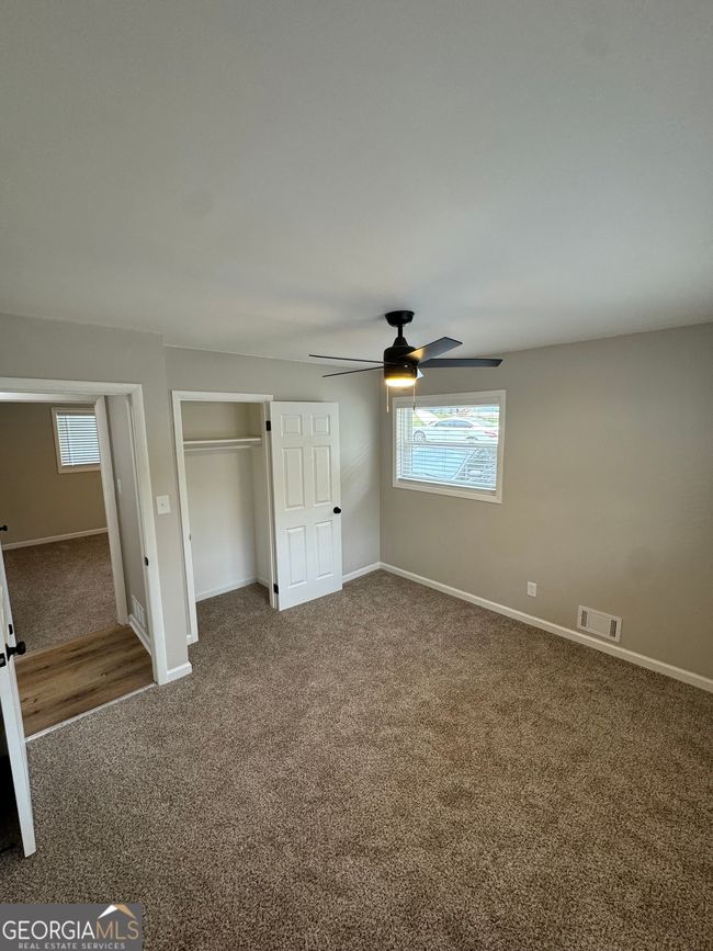 2831 Palm Dr, Home with 2 bedrooms, 1 bathrooms and 3 parking in Atlanta GA | Image 6