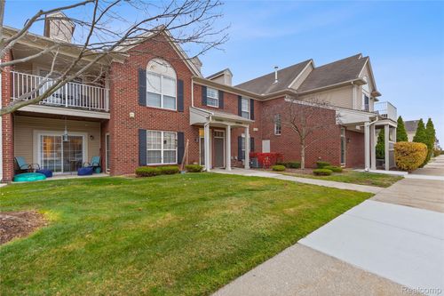 26985 Carrington Pl, Harrison Township, MI, 48045-6514 | Card Image