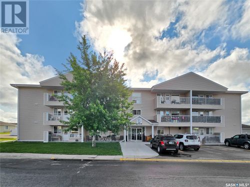 302-206 Pioneer Pl, Warman, SK, S0K4S0 | Card Image