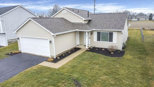 570 Carriage Dr, Plain City, OH, 43064-2109 | Card Image