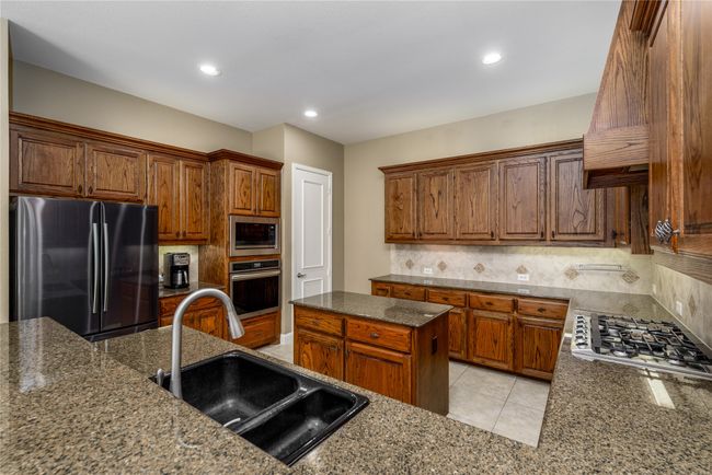 136 Whispering Winds Dr, House other with 4 bedrooms, 3 bathrooms and null parking in Gunter TX | Image 11
