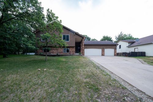 2048 128th Ln Nw, Coon Rapids, MN, 55448-7039 | Card Image