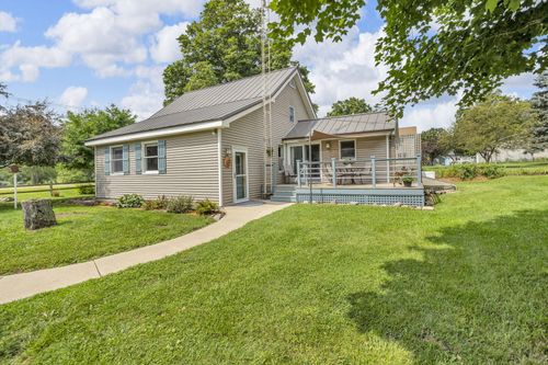 110 W Commercial, Brooklyn, MI, 49230-1901 | Card Image