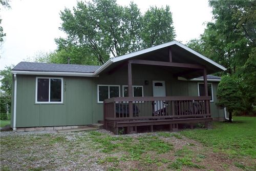 16107 Eastern Ave, Belton, MO, 64012-1527 | Card Image