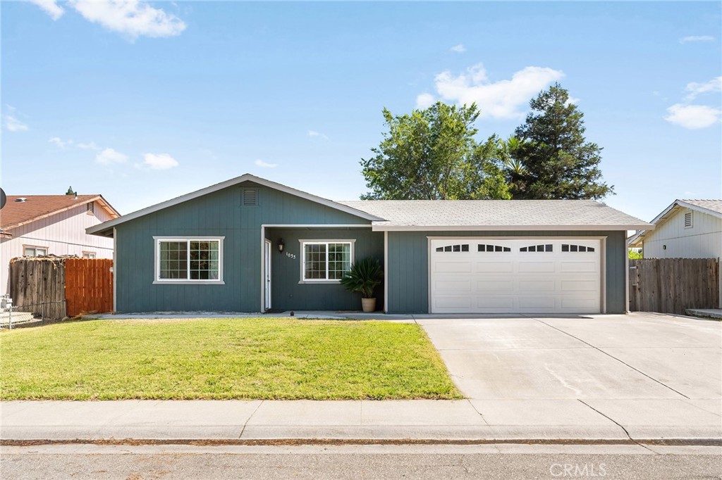Residential in Orland