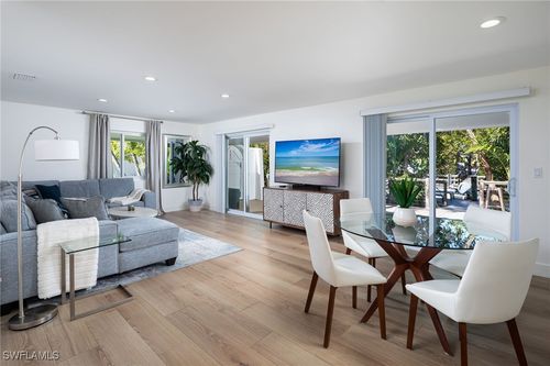 apt-4-1595 Curlew Ave, NAPLES, FL, 34102-1407 | Card Image