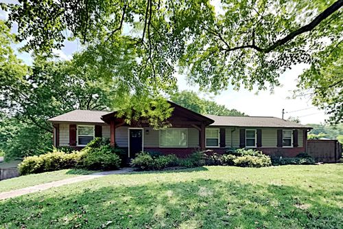 534 Whispering Hills Dr, Nashville, TN, 37211-5365 | Card Image