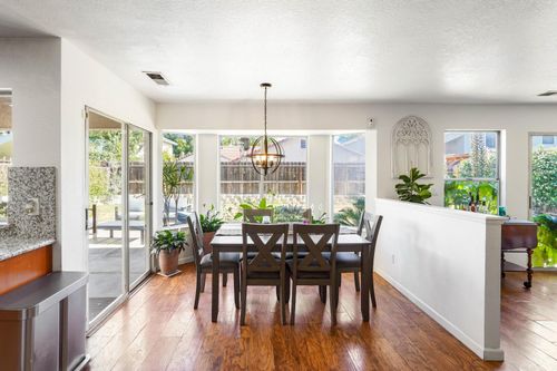 2185 Holder Ln, Tracy, CA, 95377 | Card Image