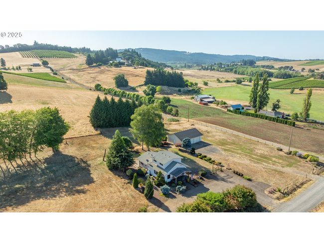 11795 Ne Finn Hill Loop, House other with 3 bedrooms, 2 bathrooms and 3 parking in Carlton OR | Image 4
