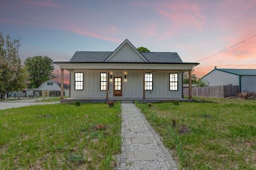 107 Shady St, Summertown, TN, 38483-7531 | Card Image