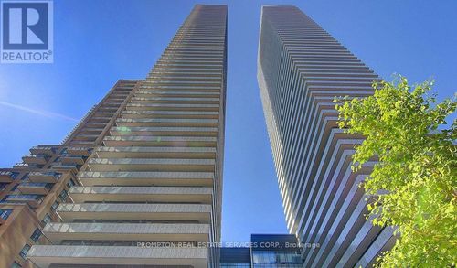 607-42 Charles St E, Toronto, ON, M4Y0B7 | Card Image