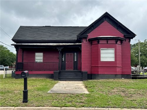 202 W Main St, Hamlet, NC, 28345-3322 | Card Image
