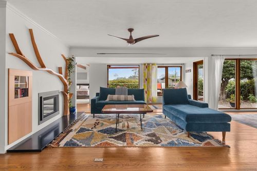 541 Tarento Dr, San Diego, CA, 92106-3207 | Card Image