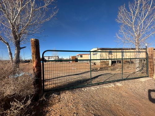 50 Ogaz, Belen, NM, 87002-8086 | Card Image