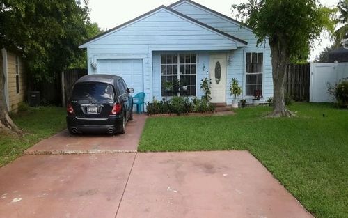 1711 Sw 85th Ave, Miramar, FL, 33025-2122 | Card Image