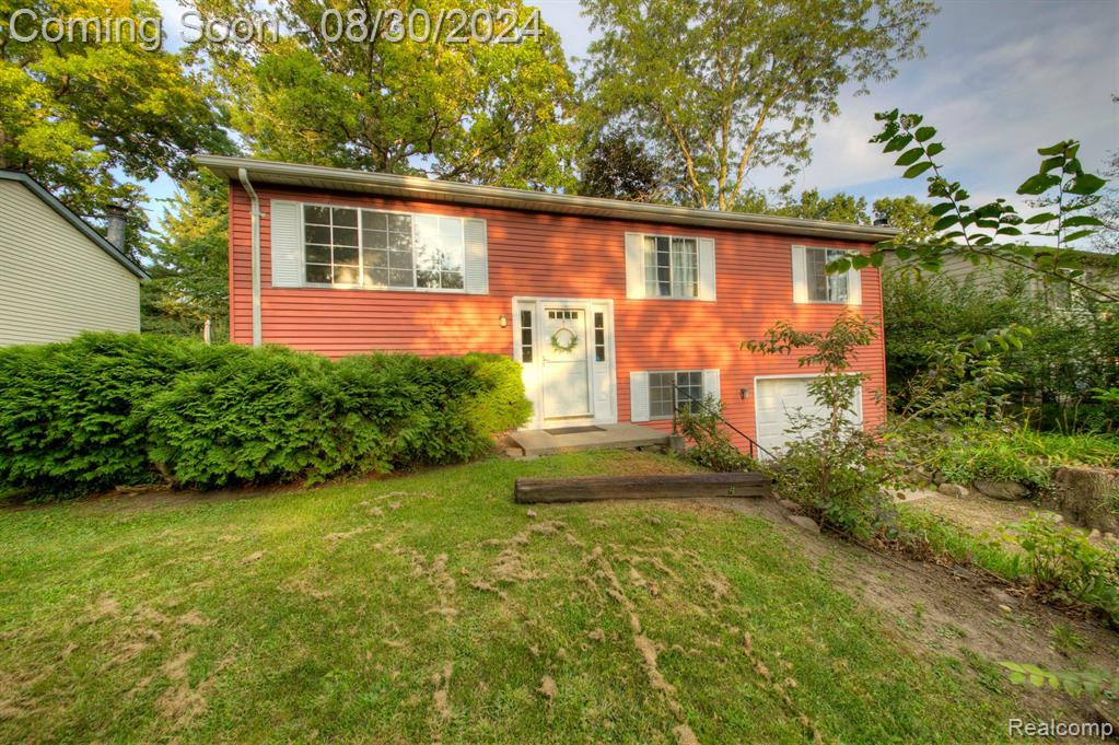Van Winkle St, Brighton, MI 48116 #1