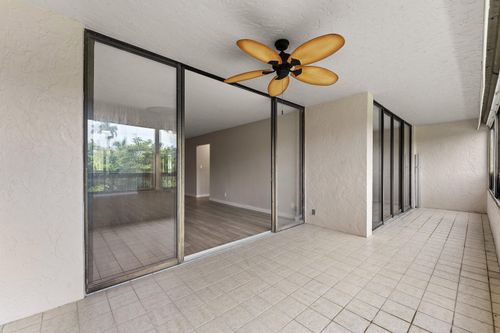 207-6420 Boca Del Mar Dr, Boca Raton, FL, 33433-5707 | Card Image