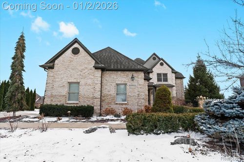 10511 Stoney Point Dr, South Lyon, MI, 48178-8052 | Card Image