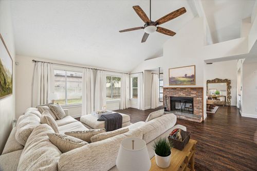 11631 Snowmass Dr, Houston, TX, 77070-2820 | Card Image