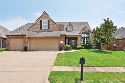 4625 S 173rd East Ave, Tulsa, OK, 74134-7121 | Card Image