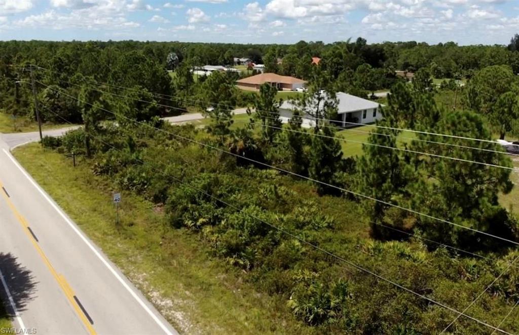 Land in LEHIGH ACRES 2
