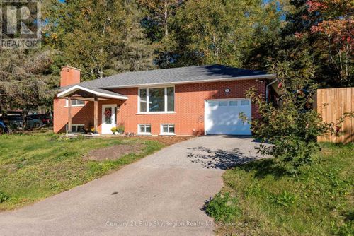 20 Wilmot St, North Bay, ON, P1B8G4 | Card Image
