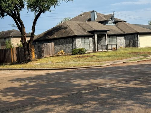 13322 Nantucket Dr, Sugar Land, TX, 77478-6041 | Card Image