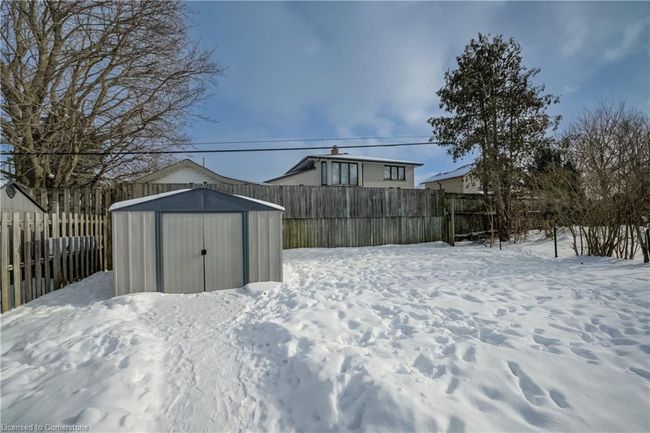 1264 King St N, House other with 5 bedrooms, 2 bathrooms and 5 parking in Saint Jacobs ON | Image 39